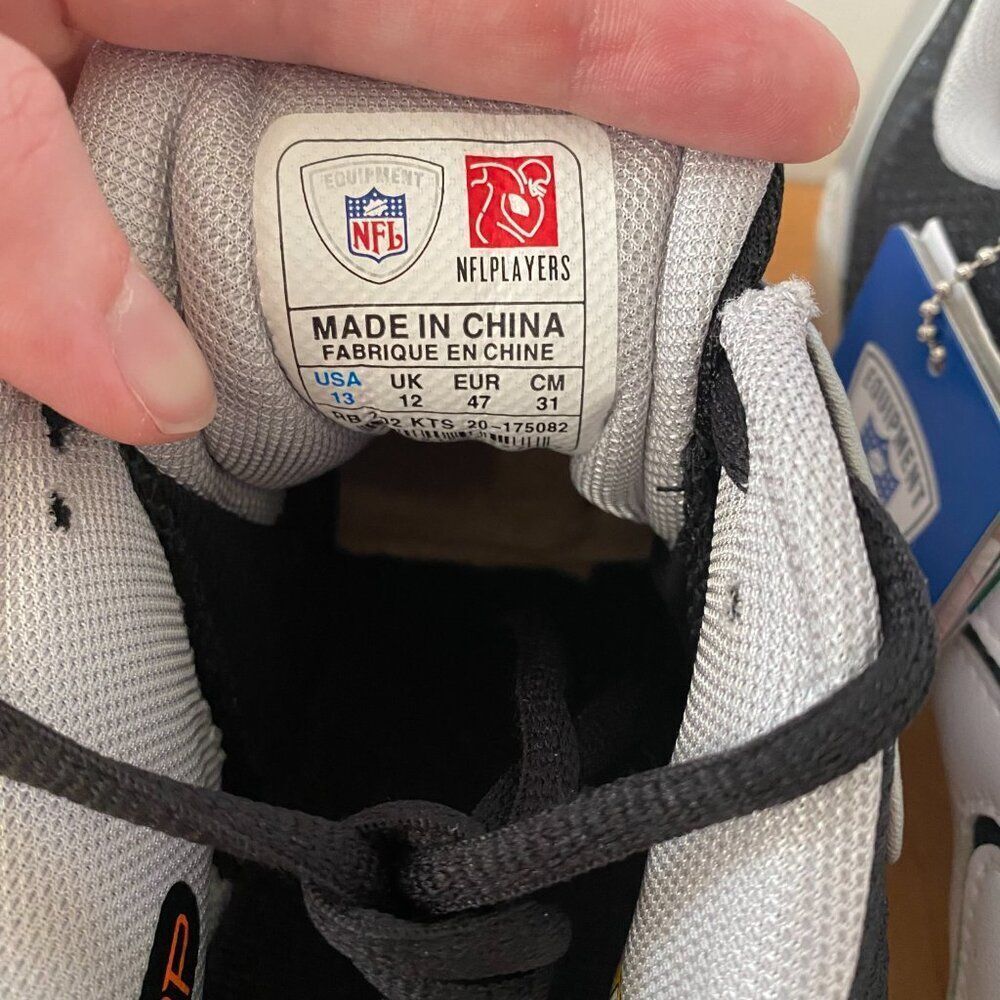 NFL Equipment Reebok The Pump PlayDry White & Black Football Cleats Mens Size 13 - Picture 8 of 9